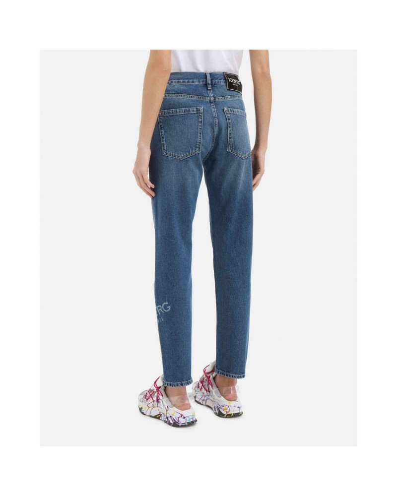 Niebieskie jeansy damskie