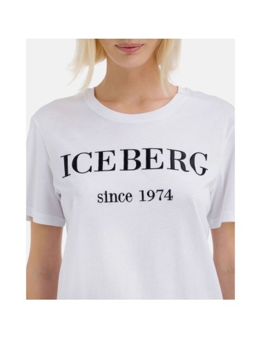 Biały t-shirt damski