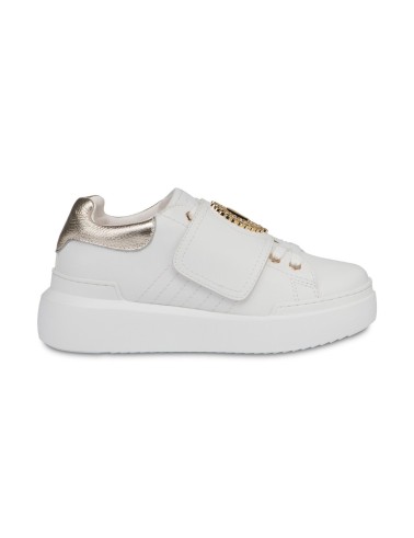Białe skórzane sneakersy