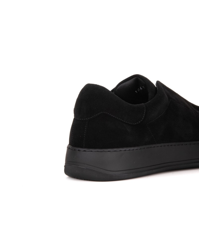 Czarne zamszowe sneakersy Czarne zamszowe sneakersy