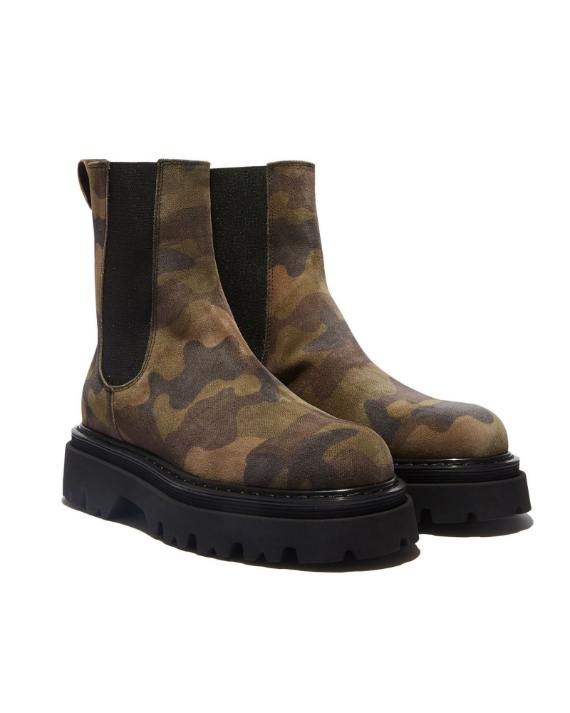 Zamszowe botki w militarny print