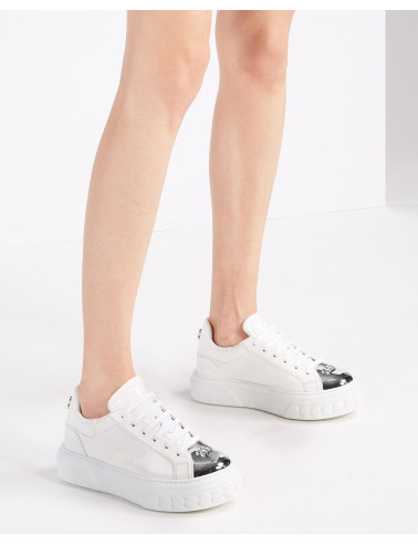 biale-lakierowane-sneakersy-casadei-2x864t0201c9999