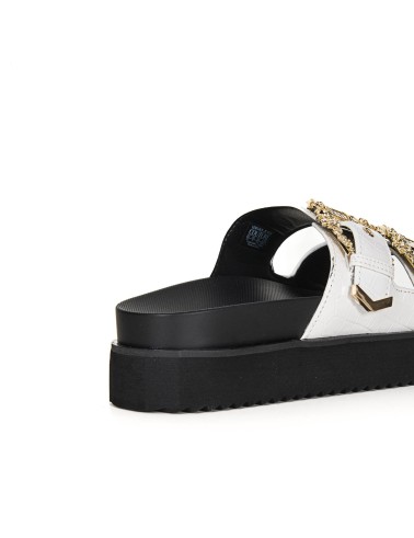 klapki-z-klamrami-versace-jeans-couture-72va3sm1-003