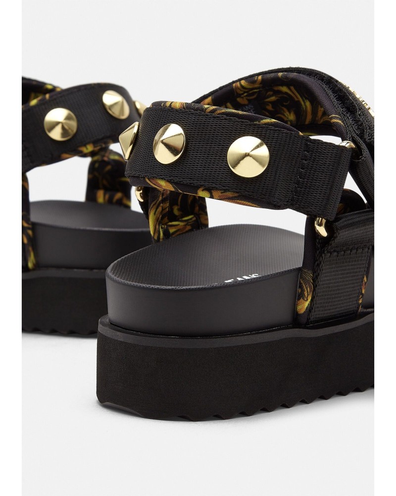 sandaly-z-dzetami-versace-jeans-couture-72va3Sm2-899
