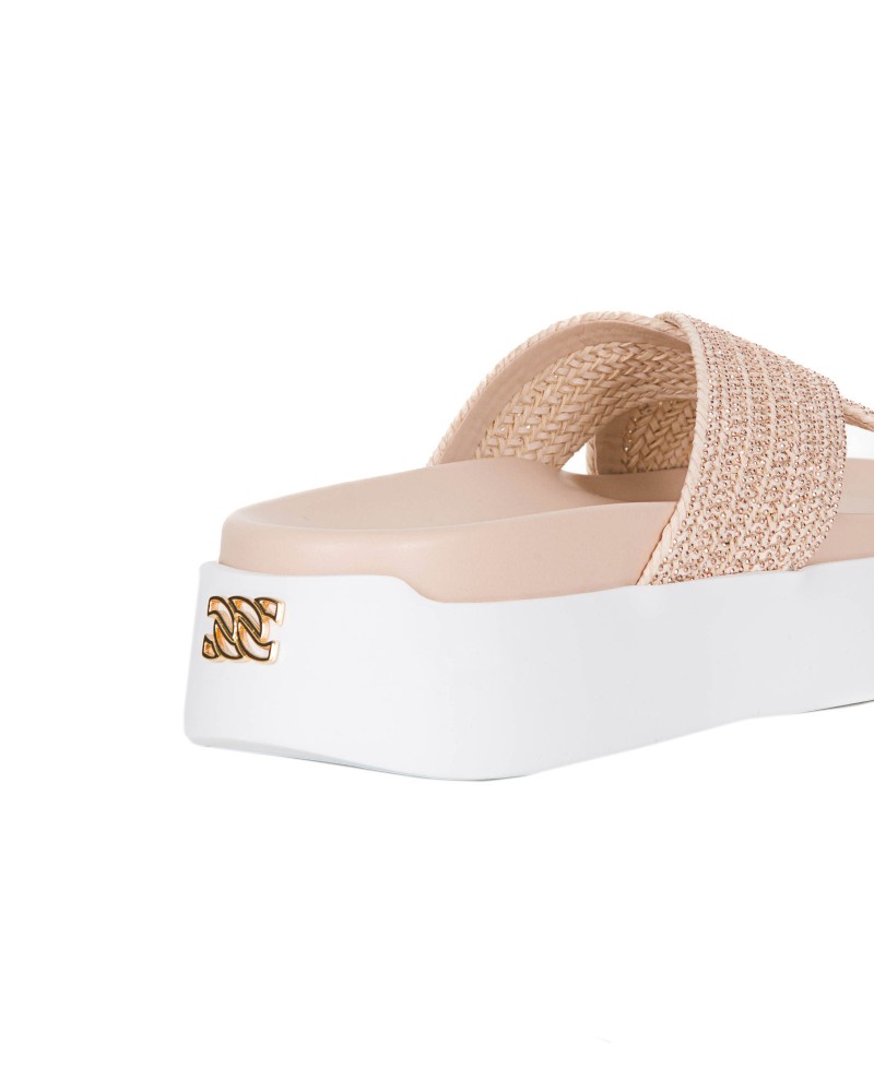 bezowe-klapki-na-podeszwie-4-cm-casadei-1m813u0301ca993 bezowe-klapki-na-podeszwie-4-cm-casadei-1m813u0301ca993
