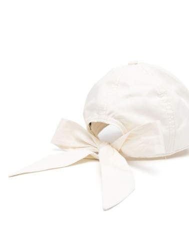 kremowa-czapka-z-daszkiem-karl-lagerfeld-225w3412-182