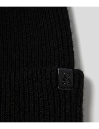 czarna-czapka-zimowa-karl-lagerfeld-226w3403-999