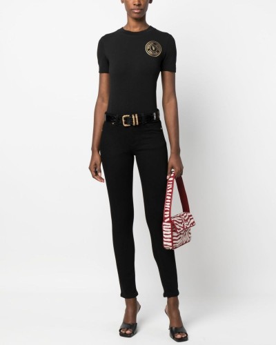 t-shirt-czarny-versace-jeans-couture-74haht06cj03tg89