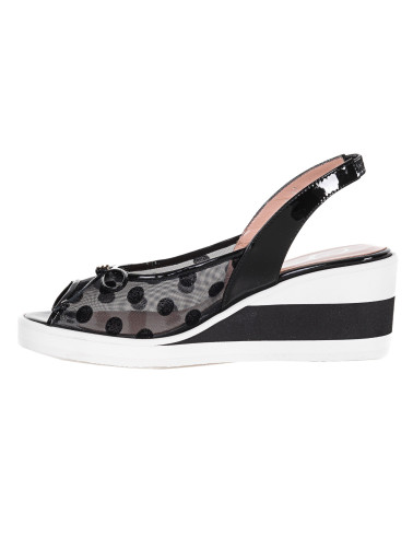 sandaly-na-koturnie-cesare-casadei-30710pvern0000r