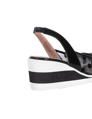 sandaly-na-koturnie-cesare-casadei-30710pvern0000r