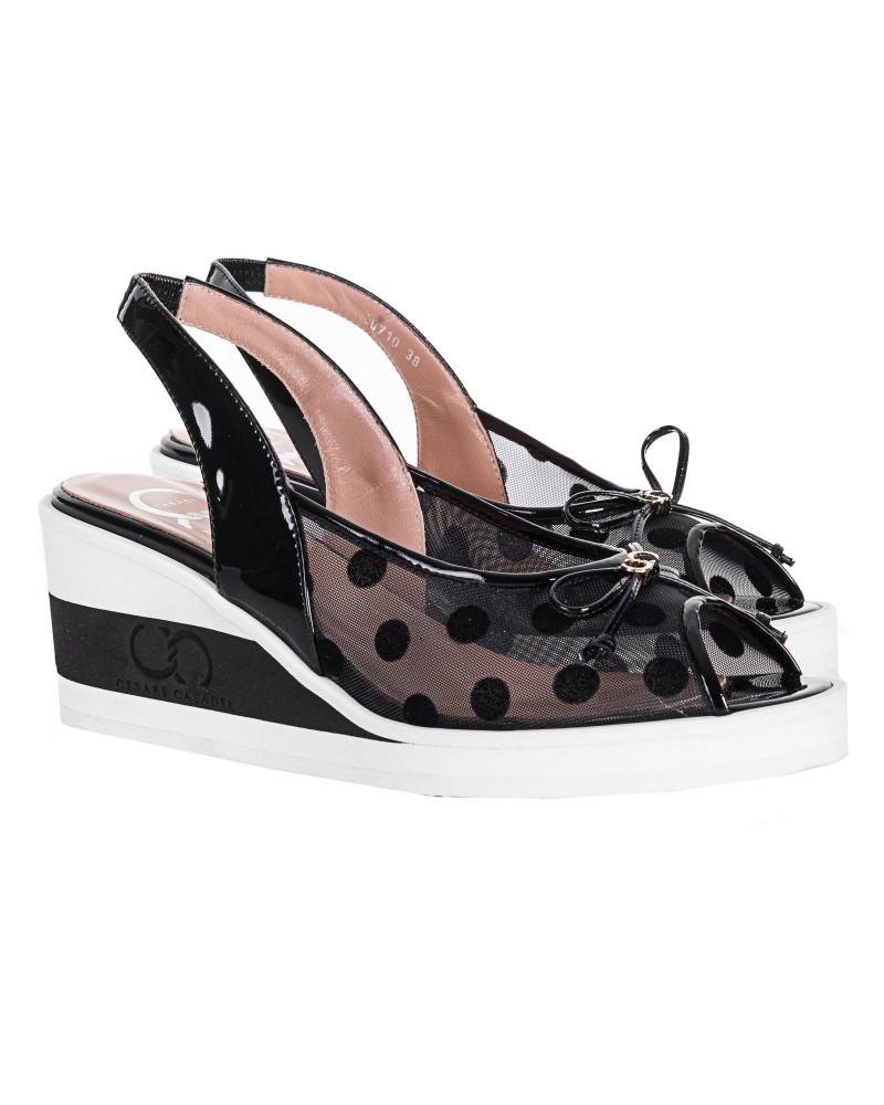 sandaly-na-koturnie-cesare-casadei-30710pvern0000r sandaly-na-koturnie-cesare-casadei-30710pvern0000r