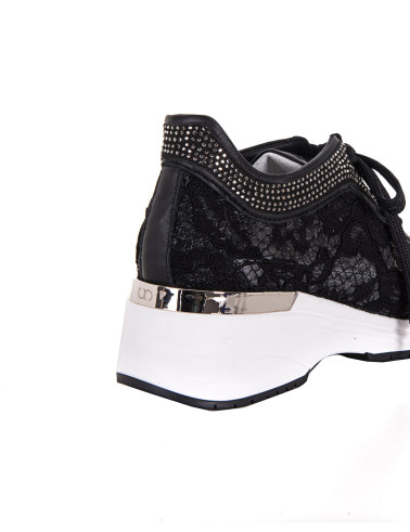 sneakersy-na-koturnie-6-cm-cesare-casadei-30537pcvle0000
