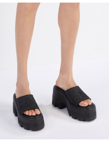 klapki-na-obcasie-casadei-2m909v070nc9000
