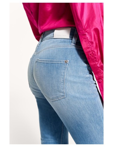 niebieskie-jeansy-cambio-9133-0038-99-5222