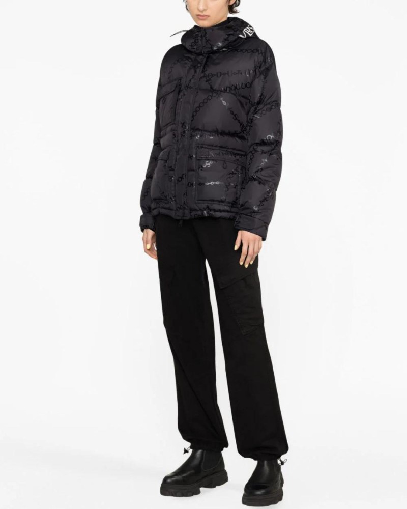 kurtka-puchowa-czarna-versace-jeans-couture-75hau403cqs80899