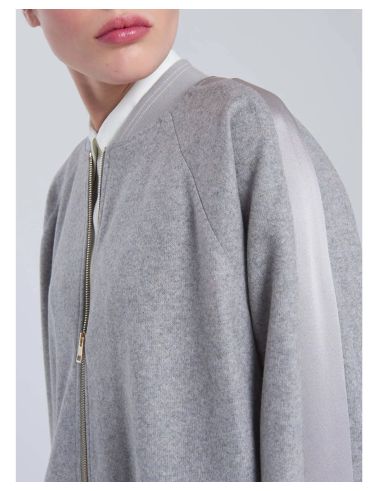 welniana-bluza-lorena-antoniazzi-a2472fe05b-940