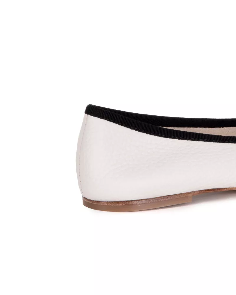 biale-baleriny-casadei-1a285j0101c3217 biale-baleriny-casadei-1a285j0101c3217
