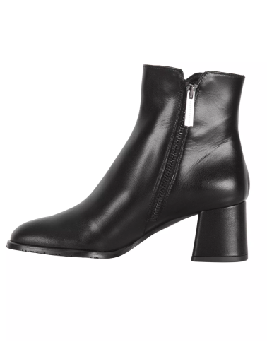 czarne-botki-na-obcasie-cesare-casadei-55638pntur0000k