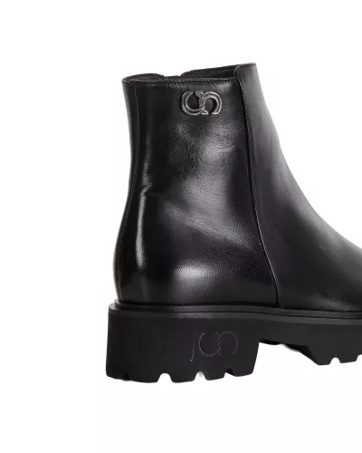 botki-skorzane-czarne-cesare-casadei-55622pntur0000k