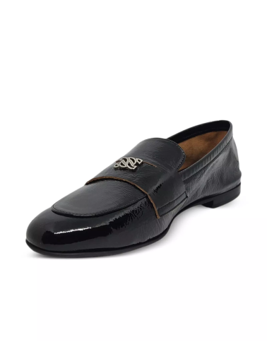 lakierowane-czarne-mokasyny-casadei-1d283j0101c9000