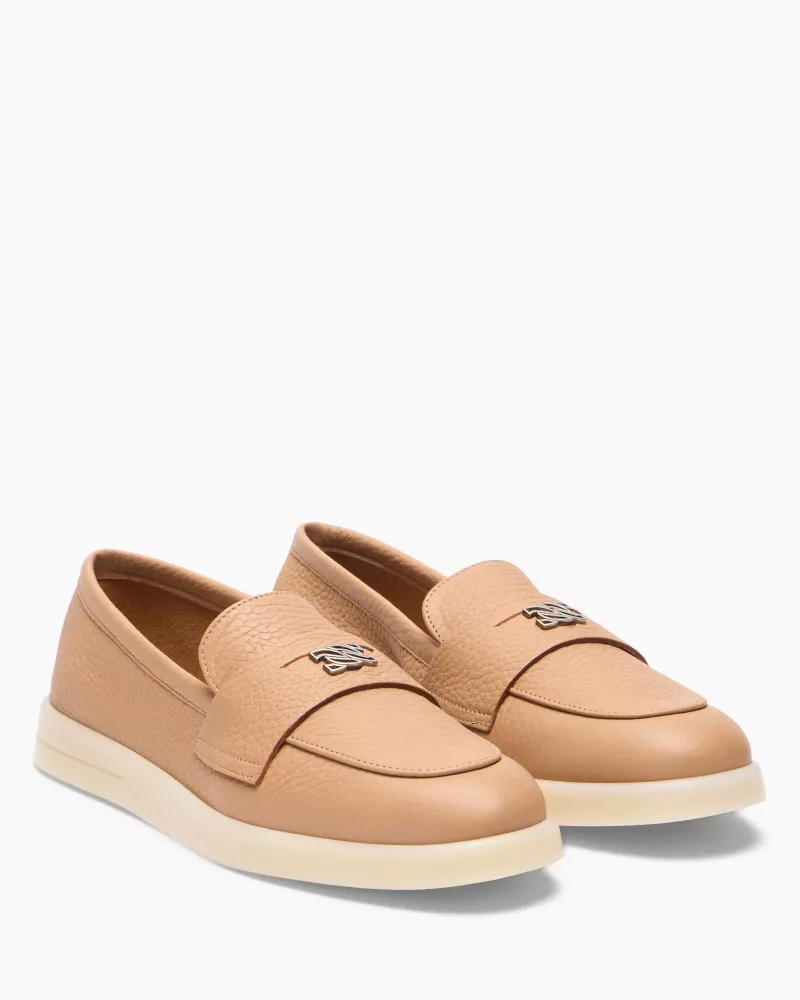 bezowe-loafersy-casadei-1d320b0201c3113