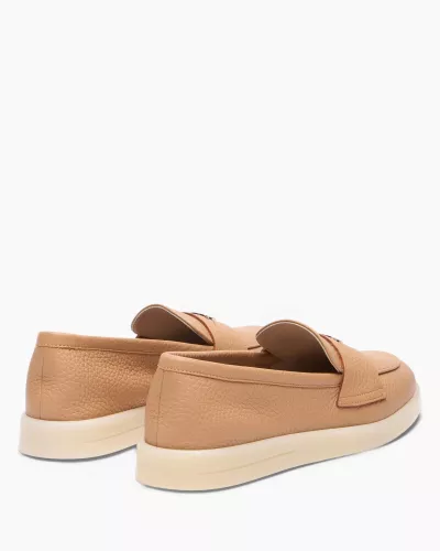 bezowe-loafersy-casadei-1d320b0201c3113