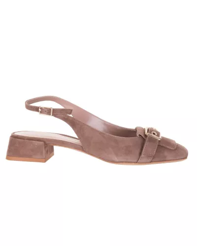 Brązowe zmaszowe czółenka