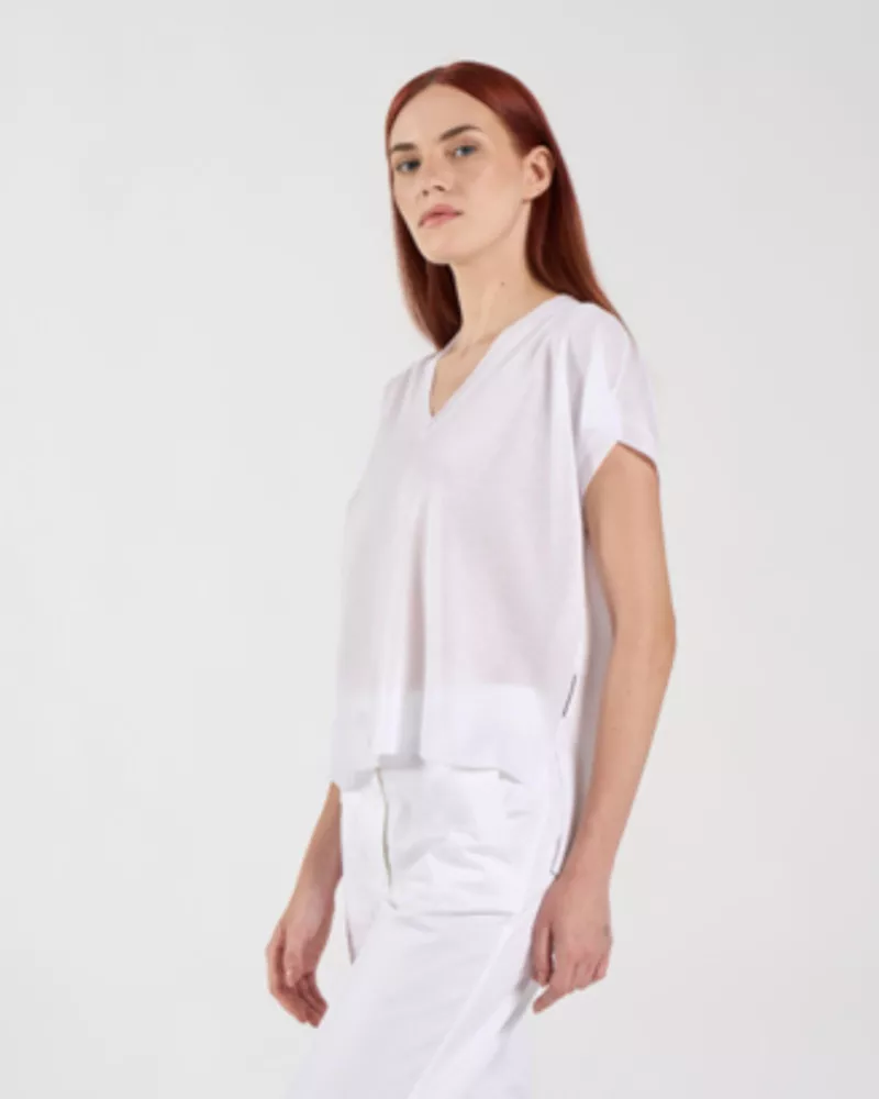 bialy-letni-sweterek-tonet-2601to1362-0100