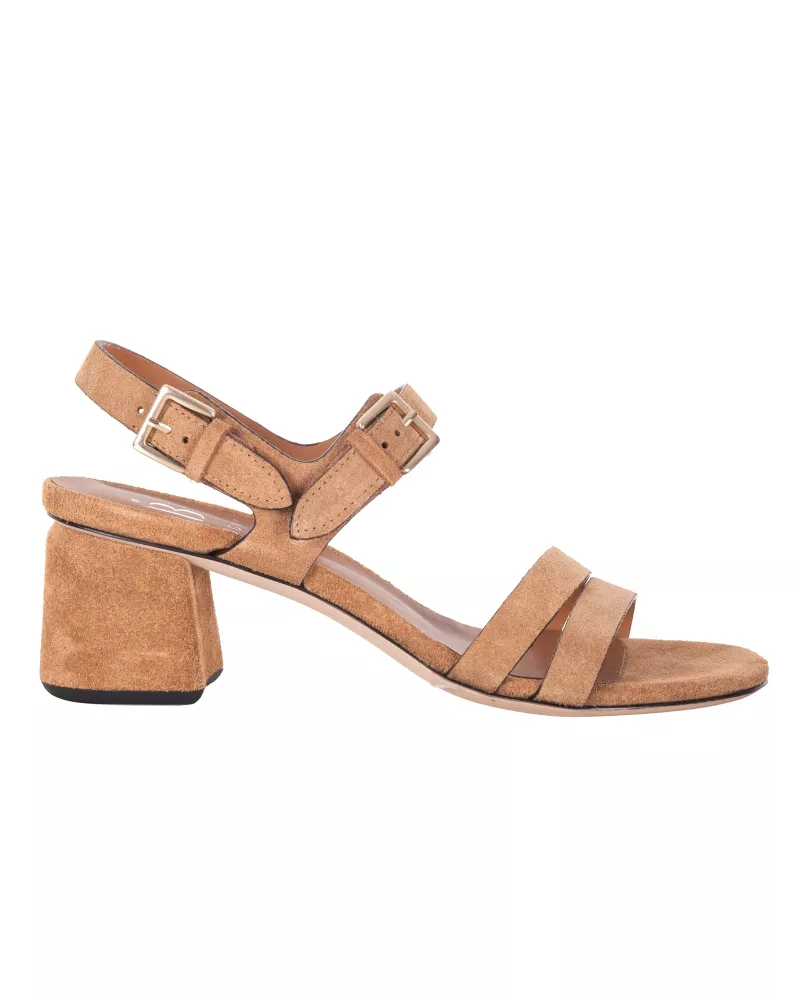 zamszowe-sandaly-na-obcasie-bugno-k101-bgn26l