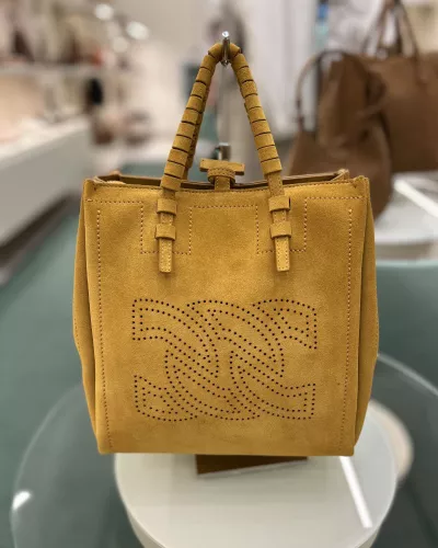 Kamelowa zamszowa torebka